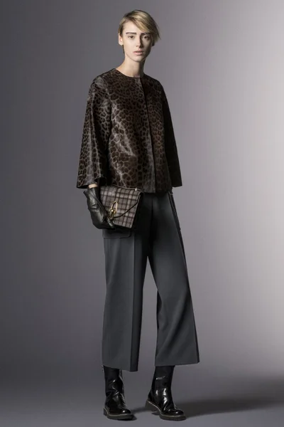 Look 8